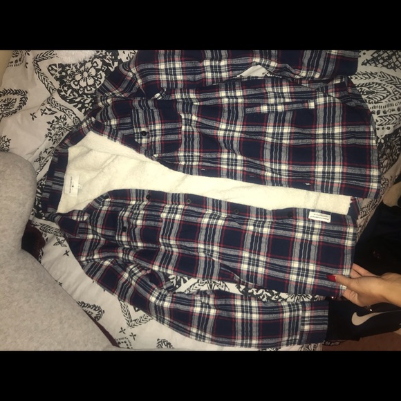 blue/red plaid fuzzy long sleeve - Picture 3 of 4